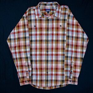 Patagonia Men's Size L Checkered Button Down
